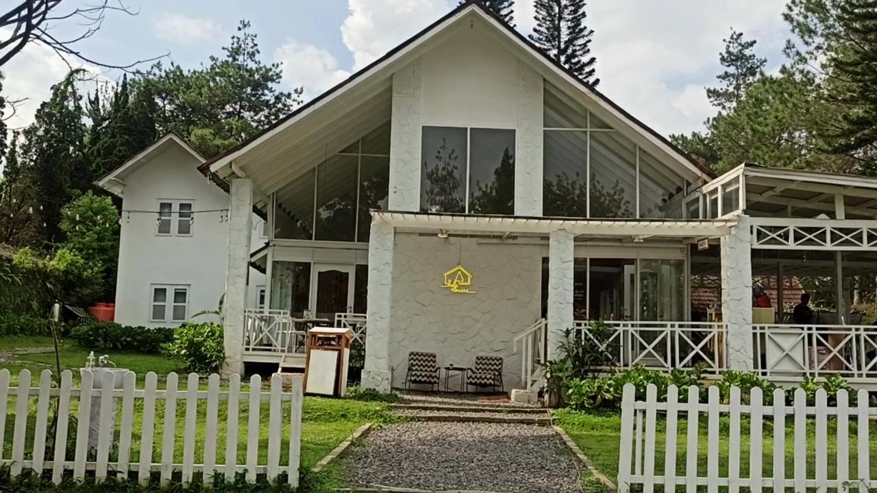 Kala Cemara – Kafe Cantik dan Estetik di Lembang Bandung